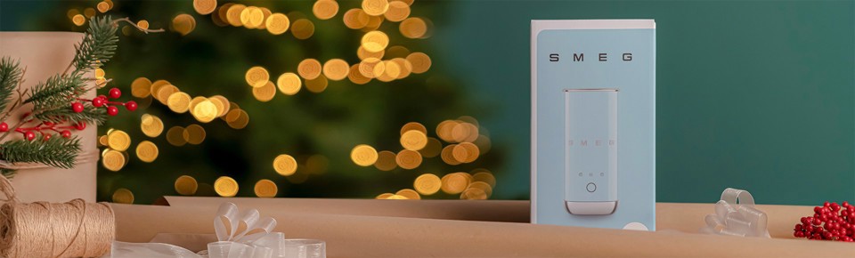 Smeg MFF02WHEU montalatte e scaldalatte Bianco