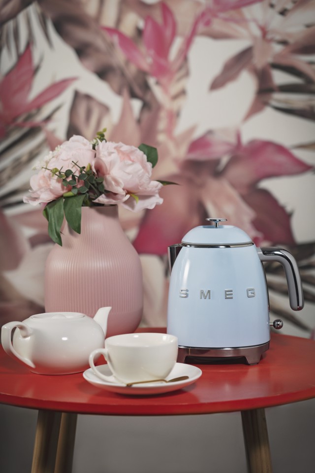 Smeg Mini Bollitore 50's Style – Azzurro LUCIDO – KLF05PBEU