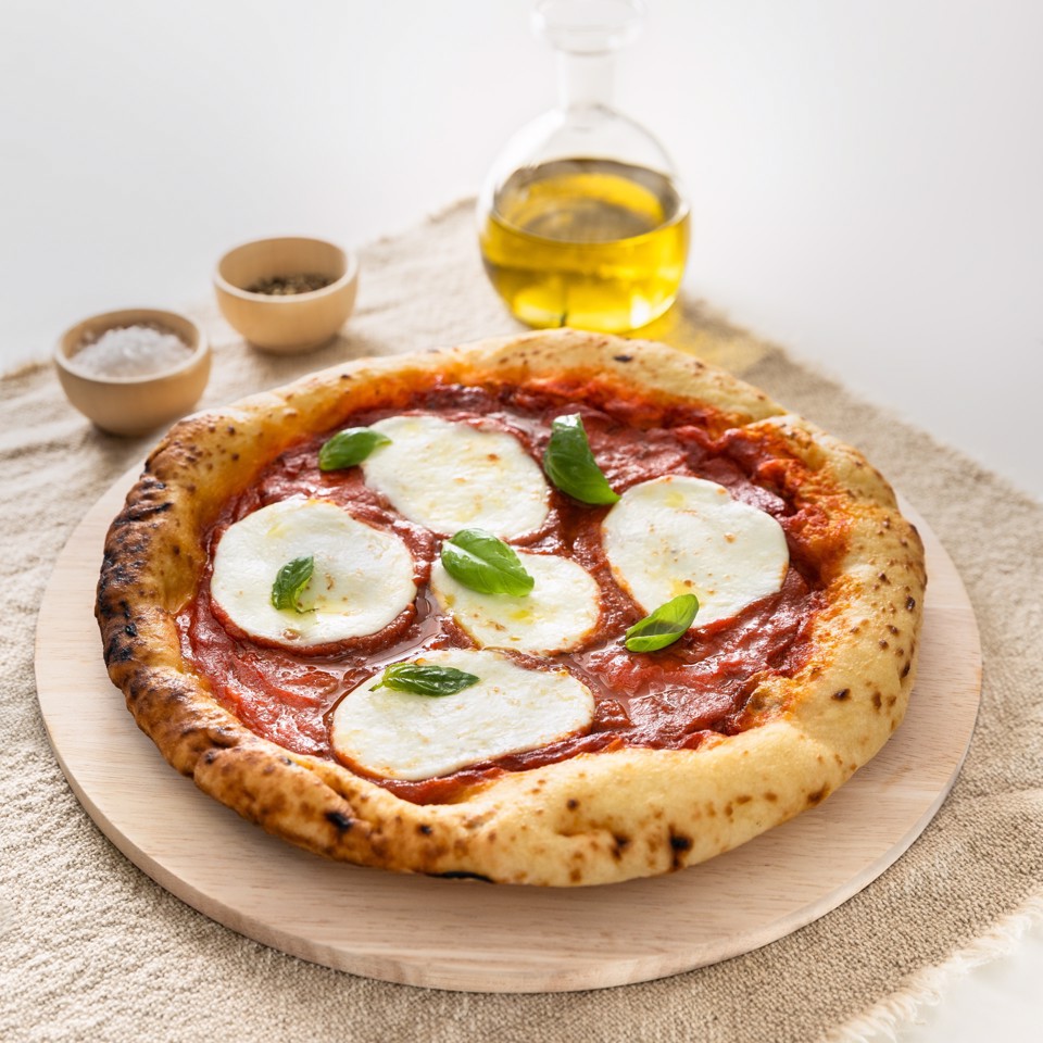 Smeg MOC02WHMEU forno a microonde Bianco Microonde combinato Superficie piana 27 L 900 W