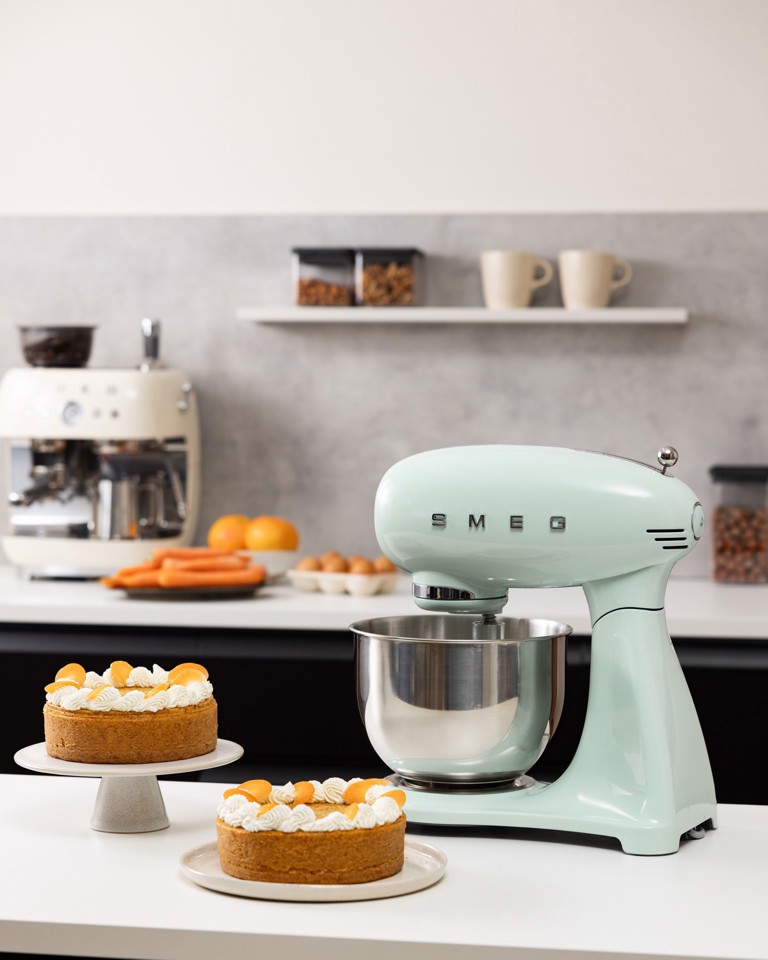 Smeg SMF05PGEU sbattitore Sbattitore con base 1000 W Verde