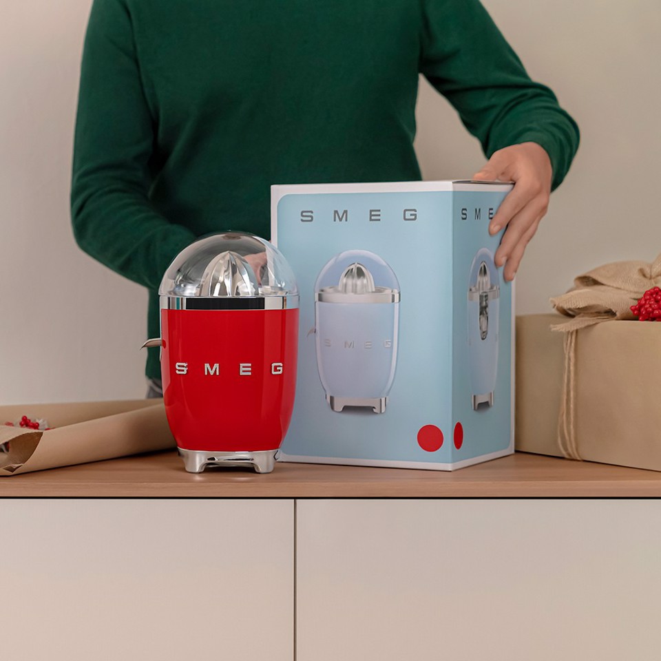 Smeg Spremiagrumi 50's Style – Rosso LUCIDO – CJF11RDEU