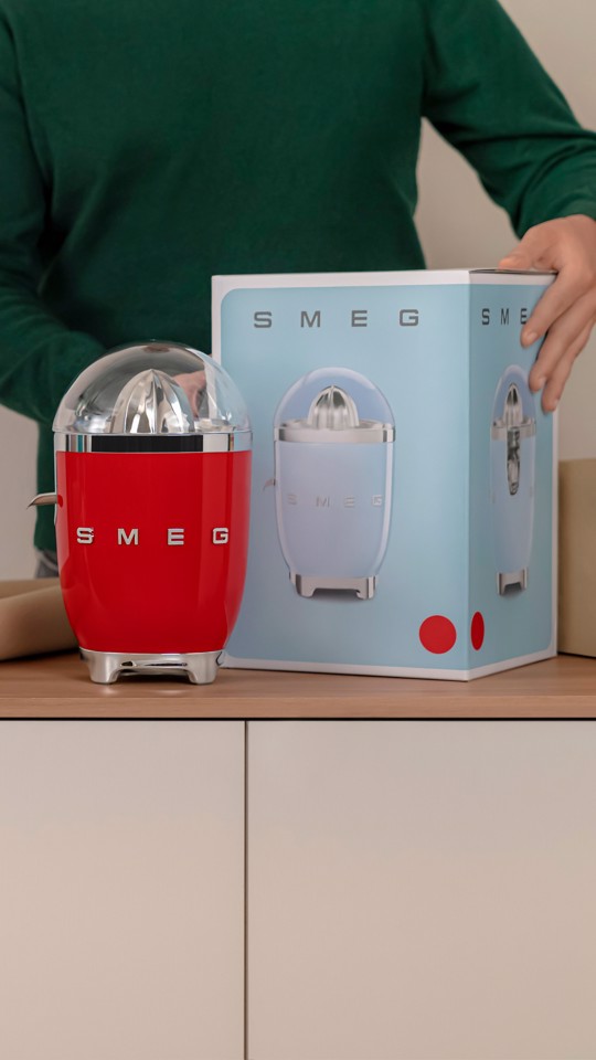 Smeg Spremiagrumi 50's Style – Rosso LUCIDO – CJF11RDEU
