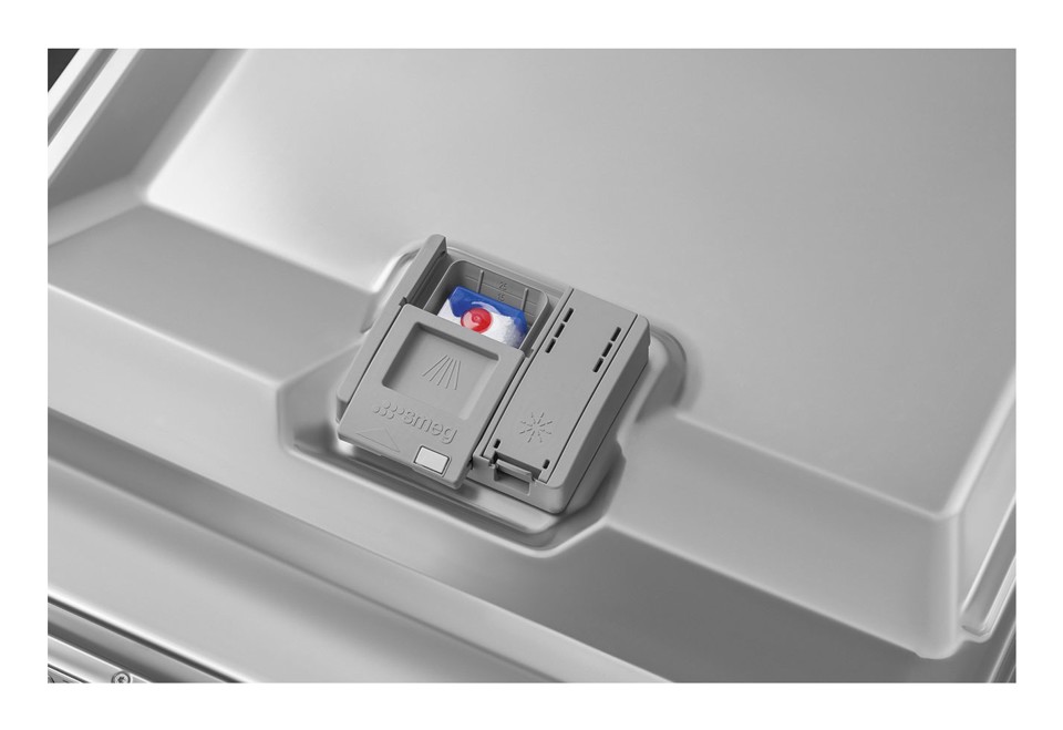 Smeg ST352AL lavastoviglie A scomparsa totale 13 coperti