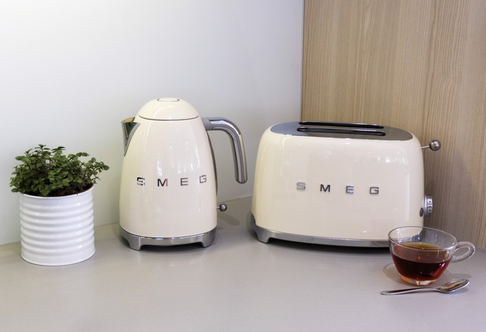 Smeg Tostapane 50's Style – Panna LUCIDO 2x2 – TSF01CREU