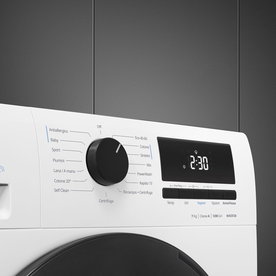 Smeg W3C072A lavatrice Caricamento frontale 6 kg 1200 Giri/min Bianco