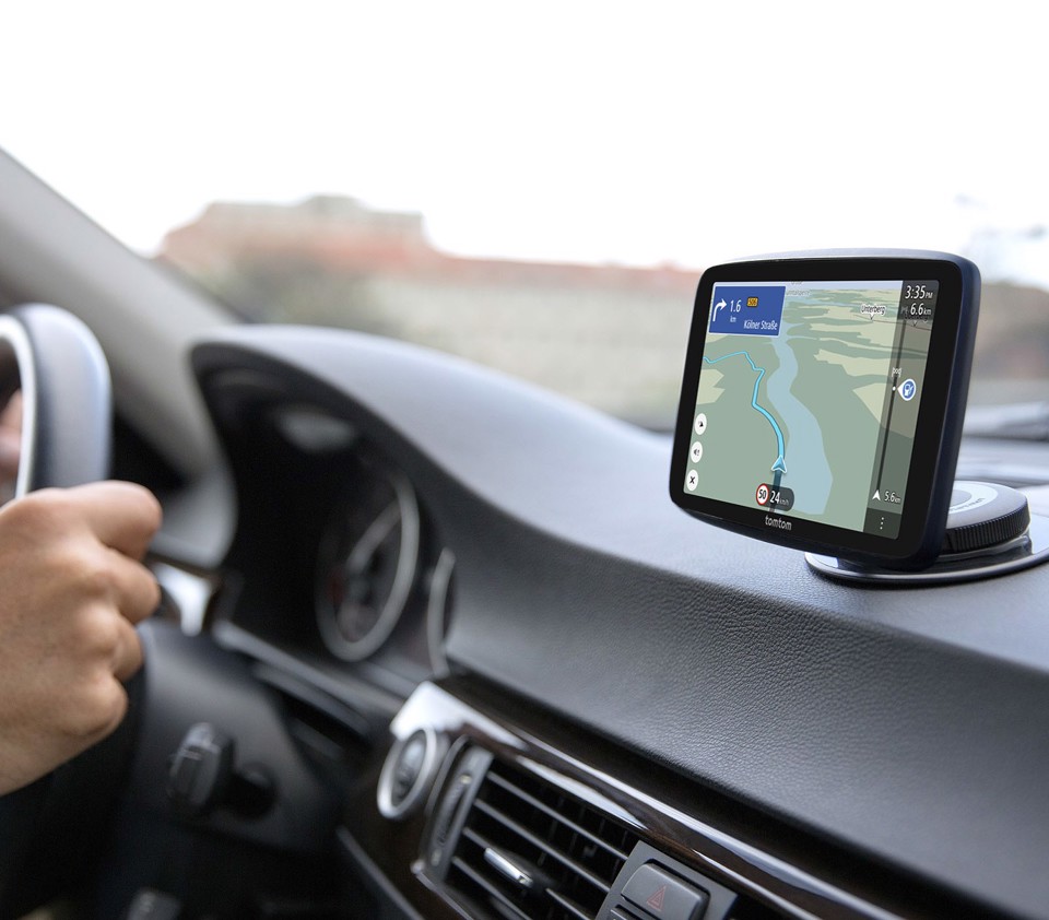 TomTom GO Classic navigatore Fisso 15,2 cm (6") Touch screen Nero