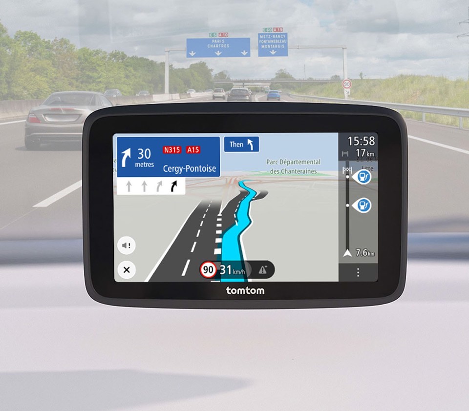 TomTom GO Classic navigatore Fisso 15,2 cm (6") Touch screen Nero
