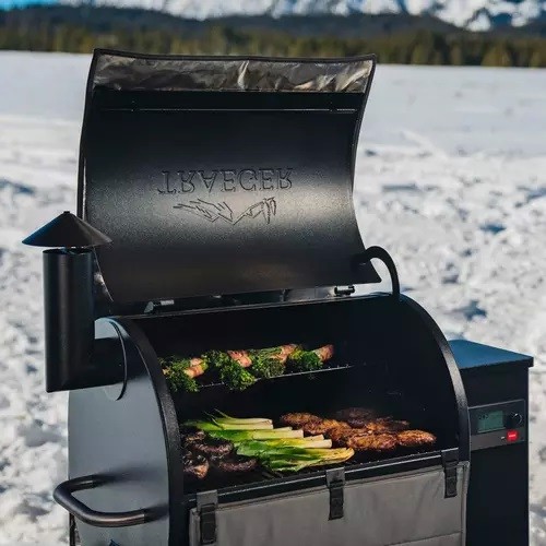 Traeger Barbecue a pellet Pro 575 con tecnologia WiFIRE per 10 coperti