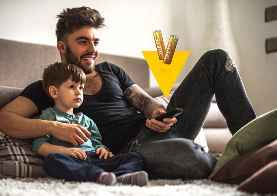 Varta Longlife, Batteria Alcalina, AA, Mignon LR6, 1.5V, Blister da 4, Made in Germany