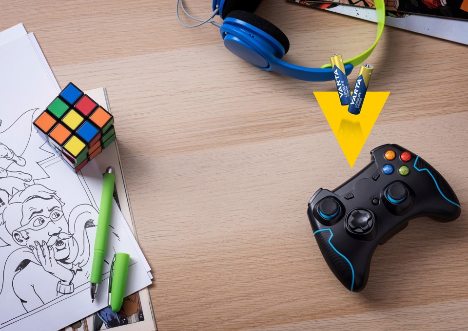 Varta Longlife Power, Batteria Alcalina, AAA, Micro, LR03, 1.5V, Blister da 4, Made in Germany