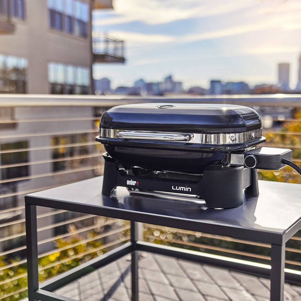 Weber Lumin Compact Barbecue Da tavolo Elettrico Nero 2200 W