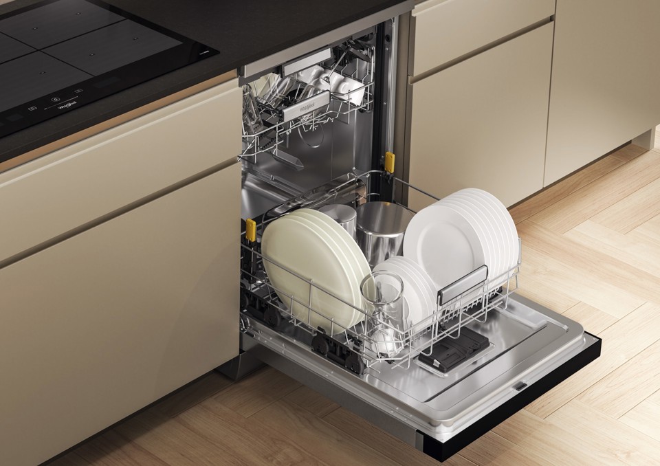 Whirlpool W7F HS51 X Libera installazione 15 coperti B