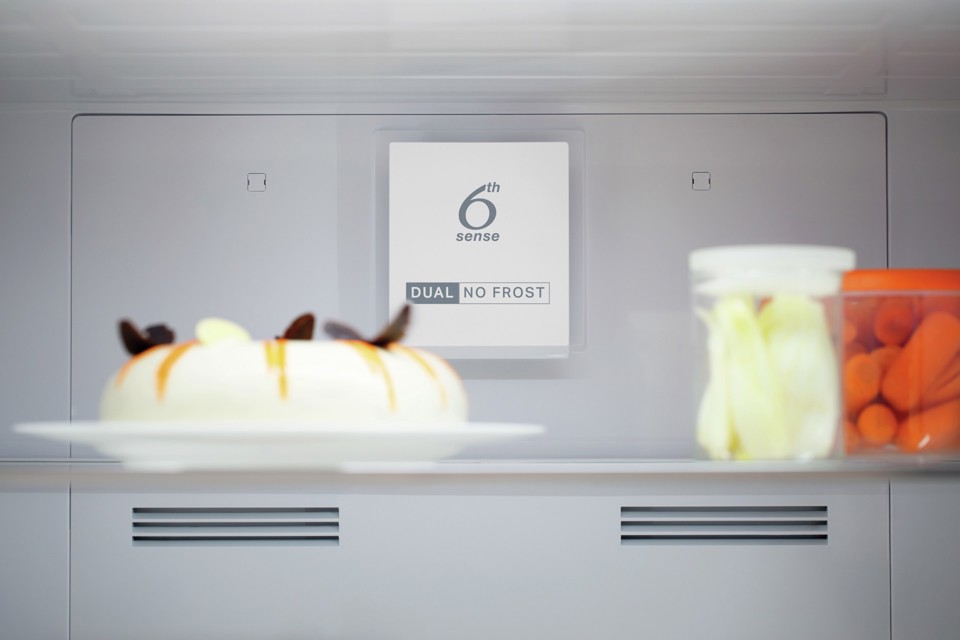 Whirlpool W84TE 73 M frigorifero colore Beige Libera installazione 587 L D 