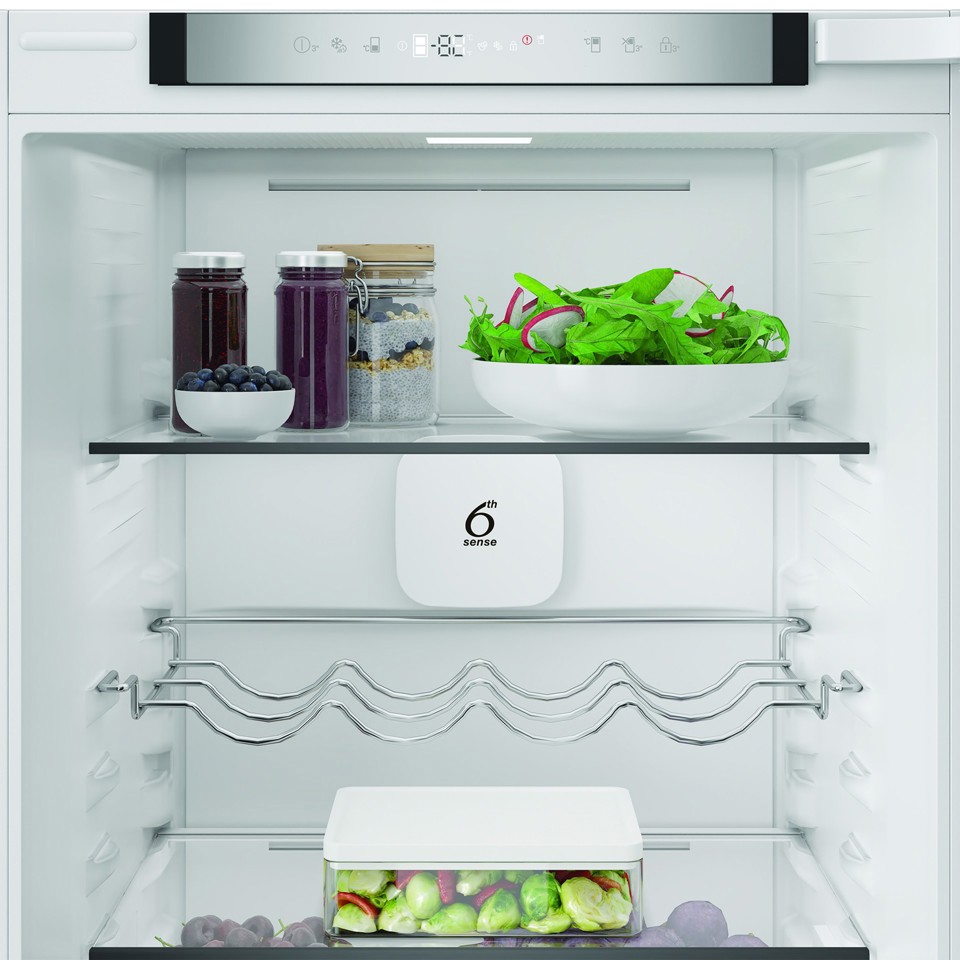 Whirlpool WHK2 5294 B6E Da incasso 270 L Bianco