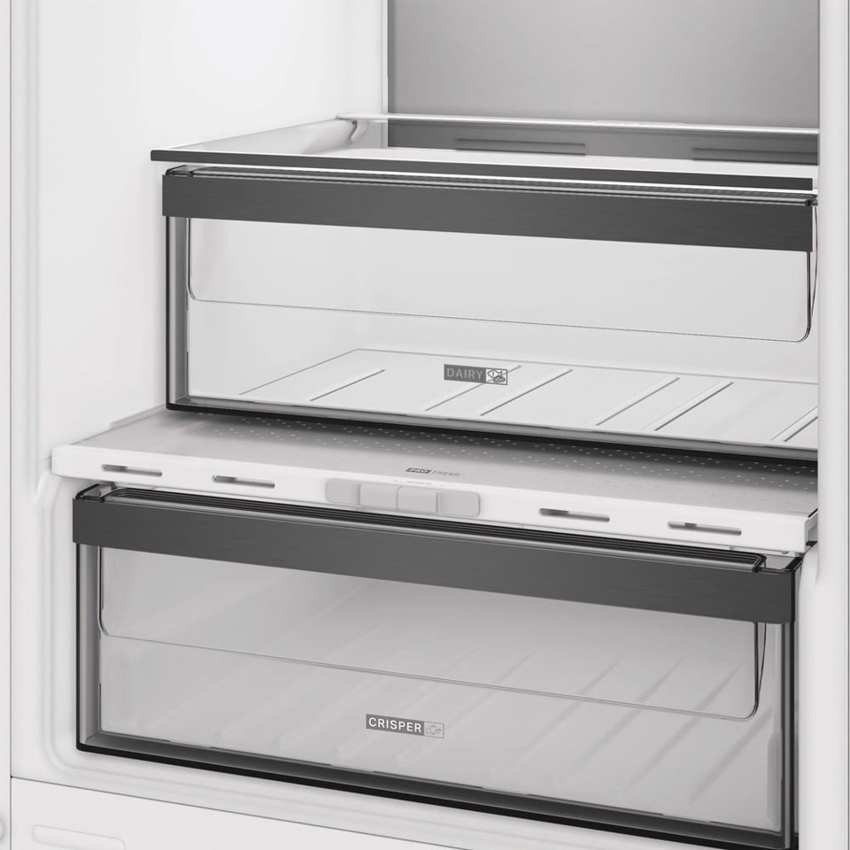 Whirlpool WHKN 3253 B4E Frigorifero combinato a incasso, Total No Frost ventilato, 55 cm, Classe E, Bianco, 38 db, h 178cm