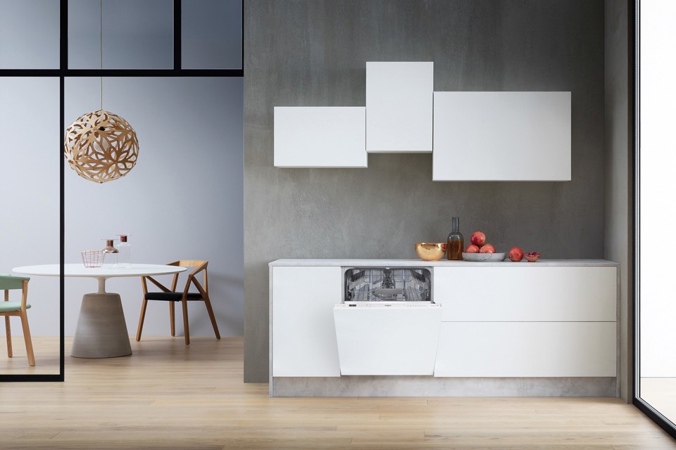 Whirlpool WRIC 3C26 P A scomparsa totale 14 coperti E