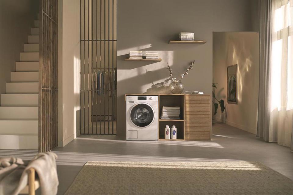 WWD380 WCS PWash&Steam 9kg Lavatrice W1 a carica frontale: con Miele@home e 9 kg di carico per una resa intelligente.