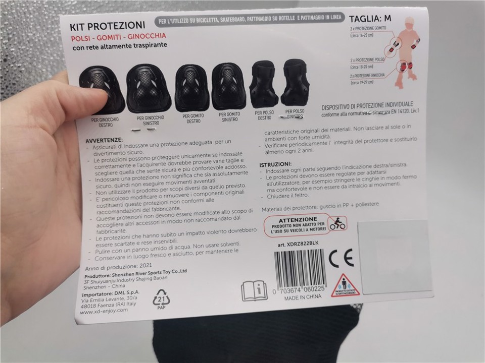 XD Enjoy XDRZ822BLK set di protezione sportiva Ciclismo, Pattinaggio in linea, Pattinaggio su rotelle, Skateboard