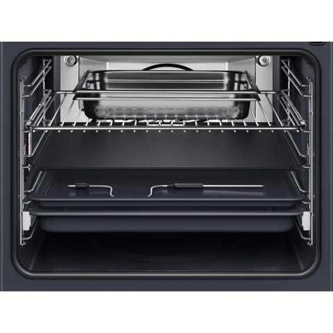 AEG Forno Incasso Steam Pro (100% Vapore, 50% Vapore, 25 %Vapore + Sous Vide) + Wi Fi + Camera Classe A++ 60 Cm TP9SB881DT