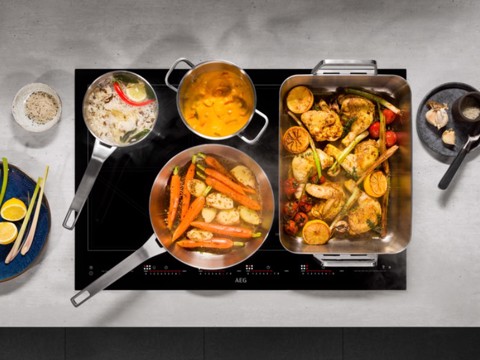 AEG IKE86683FB Nero Da incasso 80 cm Piano cottura a induzione 6 Fornello(i)