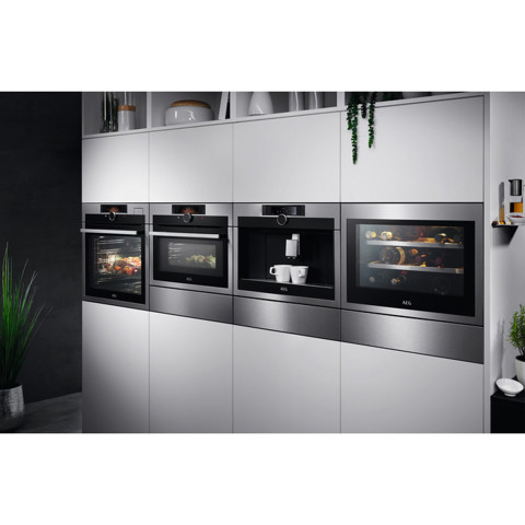 AEG KWE884520M Cantinetta termoelettrica Da incasso Acciaio inossidabile 18 bottiglia/bottiglie