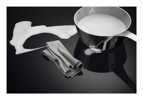 AEG TH84CB03FB Nero Da incasso 80 cm Piano cottura a induzione 5 Fornello(i) Cappa da incasso