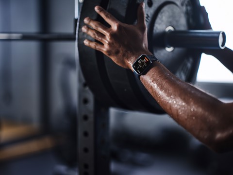 Amazfit Bip 6 Black 5 cm (1.97") AMOLED Digitale 390 x 450 Pixel Touch screen Nero GPS (satellitare)