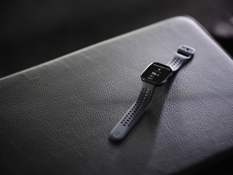 Amazfit Bip 6 Charcoal 5 cm (1.97") AMOLED Digitale 390 x 450 Pixel Touch screen Argento GPS (satellitare)