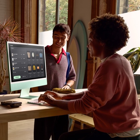 Apple iMac 24"Retina Display 4,5K Vetro Nano Texture, Chip M4 con CPU 10‑core, GPU 10‑core, 16GB, 256GB SSD, Argento