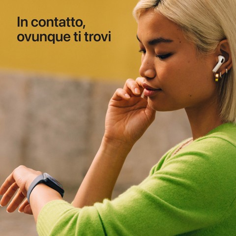 Apple Watch SE (3nd generation) SE 3 GPS + Cellular 40mm Cassa Alluminio Mezzanotte con Sport Band Mezzanotte - M/L