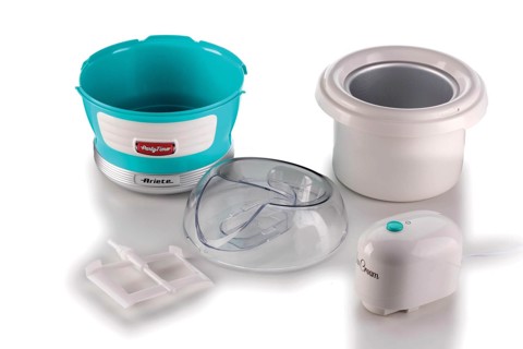 Ariete 643 Ice Cream Maker Party Time, Macchina per fare il gelato, 12W, Capacità 1,5 L, Cestello estraibile con doppio isolamento, Tempo preparazione 30 minuti, Coperchio per aggiunta ingredienti, Celeste