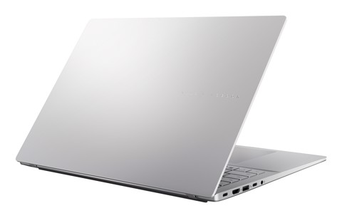 ASUS Vivobook S16 M3607GA-SH012W Copilot+ PC AMD Ryzen AI 7 445 Computer portatile 40,6 cm (16") WUXGA 16 GB DDR5-SDRAM 512 GB SSD Wi-Fi 6 (802.11ax) Windows 11 Home Argento