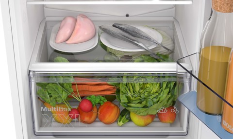 Bosch Serie 2 KIN965SE0 frigorifero con congelatore Da incasso 290 L E Bianco