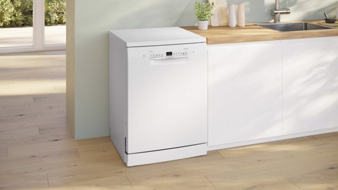 Bosch Serie 2 SMS2HTW02E Lavastoviglie da libera installazione 13 coperti Bianco Classe D