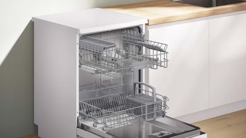 Bosch Serie 2 SMS2HTW06E lavastoviglie Libera installazione 13 coperti