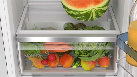 Bosch Serie 4 KIR31VFE0 frigorifero Da incasso 165 L E Bianco