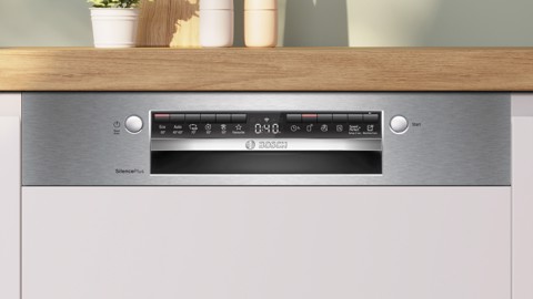 Bosch Serie 4 SMI4EVS08E Lavastoviglie da incasso con frontalino 14 coperti Acciaio spazzolato Classe B
