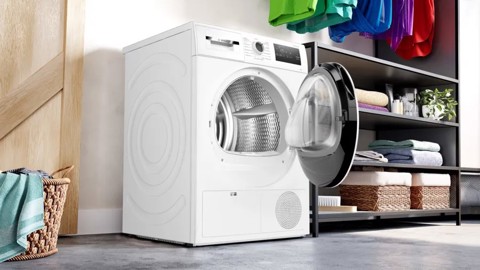 Bosch Serie 4 WTH85208II Asciugatrice a pompa di calore 8 kg Bianco