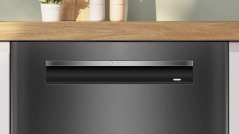 Bosch SMP4ECC72S Serie 4 Lavastoviglie da incasso sottopiano 14 coperti Acciaio nero spazzolato anti-impronta Classe A
