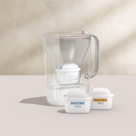 Brita Caraffa filtrante Style Essential Sand (2,4L) incl. 1 x filtro MAXTRA PRO PURE PERFORMANCE & 1 x filtro MAXTRA PRO LIMESCALE EXPERT
