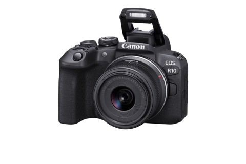 Canon EOS R10 + RF-S 18-45mm F4.5-6.3 IS STM + adattatore EF- R