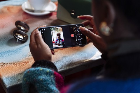 EOS R50 BK + RF-S 18-45MM IS STM