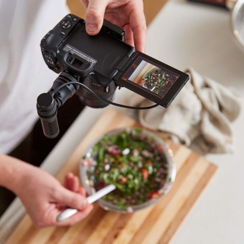 Canon EOS R50 Mirrorless Camera Content Creator Kit MILC 24,2 MP CMOS 6000 x 4000 Pixel Nero