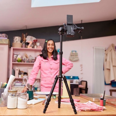 Canon EOS R50 Mirrorless Camera Content Creator Kit MILC 24,2 MP CMOS 6000 x 4000 Pixel Nero