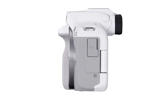 Canon EOS R50, White + RF-S 18-45mm F4.5-6.3 IS STM Kit MILC 24,2 MP CMOS 6000 x 4000 Pixel Bianco