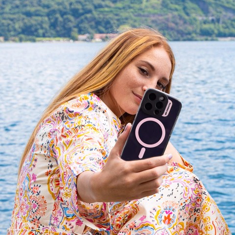 Case & Me CMCOVCAMTMSIP1567PP Cover magsafe trasparente iphone 15pro max, rosa