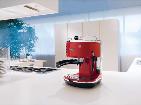 De’Longhi ICONA - Macchina da Caffè Manuale Espresso e Cappuccino, Polvere e Cialde ESE, 1.4L, 1100W, Rosso (ECO311.R)