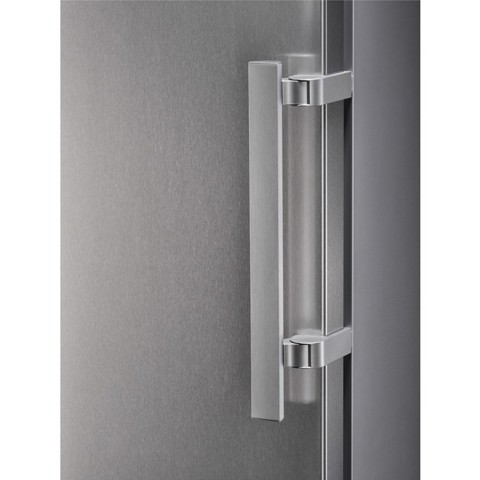 Electrolux Congelatore verticale NoFrost 186 cm