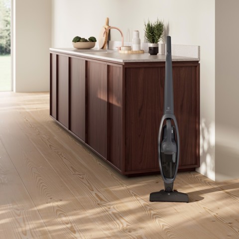 Electrolux ES52CB18DG Scopa senza filo Clean 500 45 min di autonomia