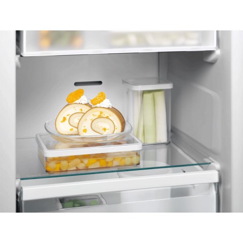 Electrolux Frigorifero Armadio Congelatore No Frost Classe E EUN7NE18S
